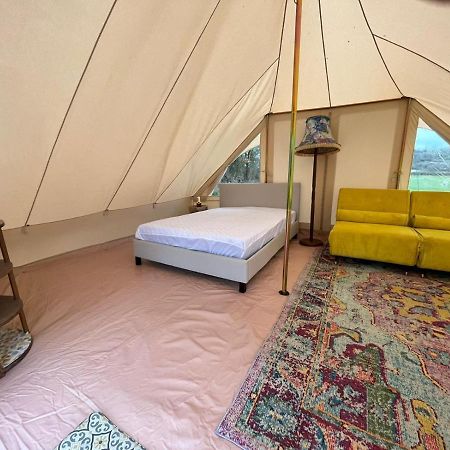 1 Glamping Tent With Kitchen & Electric On Small Family Campsite, No Bedding Supplied Narberth Exteriér fotografie