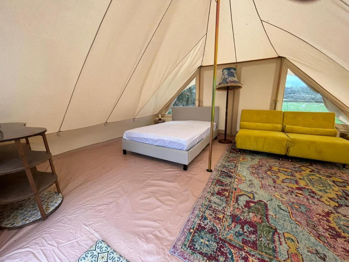 1 Glamping Tent With Kitchen & Electric On Small Family Campsite, No Bedding Supplied Narberth Exteriér fotografie